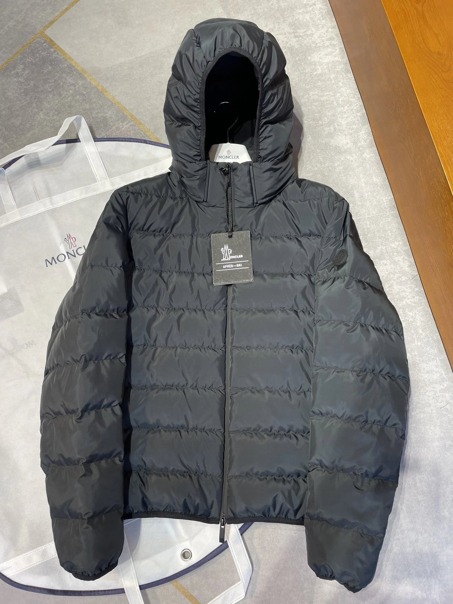 wg.luxury-- 7o9385r Down jacket goose down 3colour item:E-F409J2224-3H